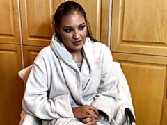 Бикини, Пальцем, Мастурбация, На природе, Пирсинг, Киски, Влажная