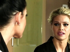 Tetas grandes, Rubia, Mamada, Pajear, Lesbiana, Masaje, Orgasmo