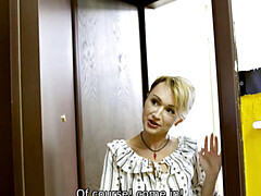 ベッドルーム, ブロンド, フェラチオ, 足コキ, なめる, 淫乱熟女, オマンコ, オッパイの