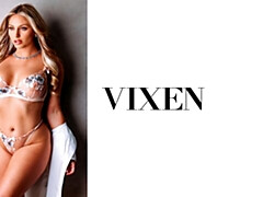 Gros cul, Grosse bite, Gros seins, Blonde, Sucer une bite, En levrette