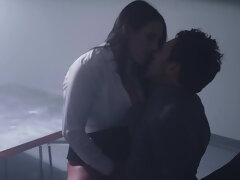 In den arsch, Grosse titten, Blasen, Braunhaarige, Spermaladung, Hundestellung, Natürlichen titten, Arsch lecken