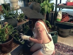 Morena, Peludo, Lencería, Pezones inflados, Tatuaje