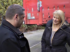 Grosse bite, Blonde, Sucer une bite, Voiture, Tir de sperme, Allemand, Hard, De plein air