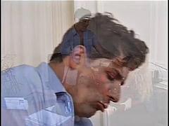 Anaal, Grote lul, Grote mammen, Pijpbeurt, Sperma shot, Kantoor, Tieten likken, Oud