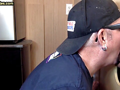 Leie, Blasen, Kehlenfick, Schwul, Handjob, Reif