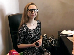 Дилдо, Двойное проникновение, В первый раз, Очки, Мастурбация, Реалити, Молоденькие, Сиськи