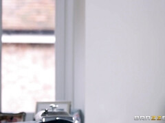 Jordi El Nino Polla wants Lola Marie's bubble black ass