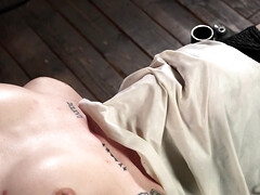 Садо мазо, Брюнетки