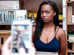 Noire, Sucer une bite, Attrapée, Noir ébène, Interracial, Dénudage, Adolescente, Uniforme