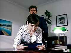 デカ尻, デカチン, 茶髪の, バック, オフィス, ショートヘア