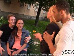 Минет, Групповуха, Секс без цензуры, Хд, Межрасовый секс, Оргазм, Вечеринка, Молоденькие
