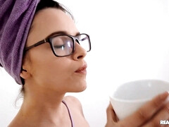 18 ans, Gros cul, Grosse bite, Queue, Hard, Énorme, Bite énorme, Petite femme