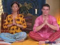 Asiatisch, Blasen, Schwanz, Füsse, Fussjob, Hd, Massage, Masturbation