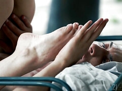 Сногсшибательные, Фетиш, Фут фетиш, Дрочка ногами, Секс без цензуры, Тощие, Сиськи