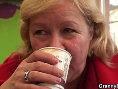 Blonde, Sucer une bite, Tchèque, Grosse, Poilue, Hd, Énorme, Chevaucher