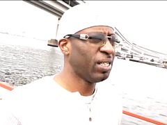 Aziatisch, Grote lul, Zwart, Pijpbeurt, Interraciaal, Tiener, Trio, Speelgoed