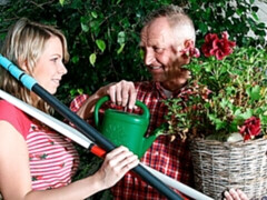 Grote kont, Blond, Pijpbeurt, Likken, Natuurlijke tieten, Buiten, Geschoren, Tiener