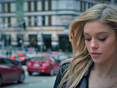 69 negenenzestig, Blond, Bedriegen, Sperma, Likken, Rijden, Verleid