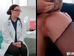 Cul, Noire, En levrette, Hd, Masturbation, Piercing, Tatouage, Nénés