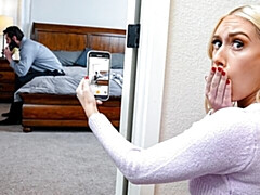 18 ans, Gros cul, Grosse bite, Gros seins, Blonde, Sucer une bite, En levrette, Maigrichonne