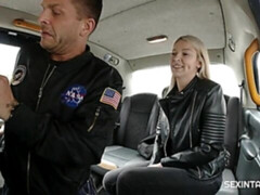 Amateur, Gros cul, Gros seins, Blonde, En levrette, Hard, Masturbation, Public