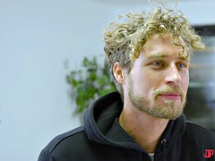 Tetas grandes, Morena, Corridas, Lencería, Madres para coger, Montar, Tatuaje