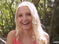 Tussi, Grosser arsch, Grosse titten, Blondine, Blasen, Französisch, Hardcore, Natürlichen titten