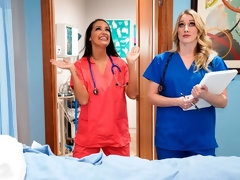 Stellung 69, Arschlecken, Grosse titten, Braunhaarige, Fingern, Küssen, Lesbisch, Lecken