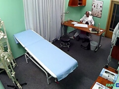 Amateur, Mamada, Penetracion con dedos, Lamidas, Enfermera, Pov, Coño, Uniforme