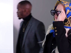 Grosse bite, Blonde, Mignonne, Branlette thaïlandaise, Interracial, Mamelons, Orgasme, Tatouage