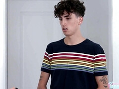 Amateur, Brunette brune, Plantureuse, Éjaculation interne, Seins naturels, Pov, Chatte, Nénés