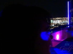 素人, 黒人, フェラチオ, 茶髪の, 中出し, ダンス, オーガズム, ガリガリ