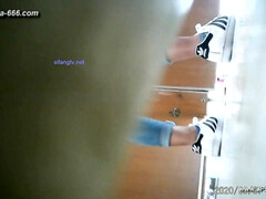 Asiatique, Gros cul, Chinoise, Pisser, Public, Espionne, Adolescente, Voyeur