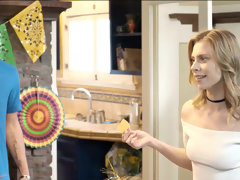 Verga grande, Clitoris, Corridas, Corridas faciales, Familia, Tetas naturales, Afeitado, Adolescente