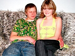 Grosser schwanz, Blasen, Braunhaarige, Hundestellung, Selbstgemacht, Natürlichen titten, Jungendliche (18+), Titten