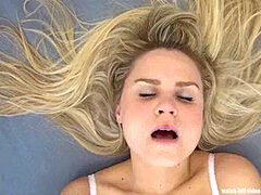 Amateur, Tchèque, Doigter, Fait maison, Masturbation, Orgasme, Réalité, Solo