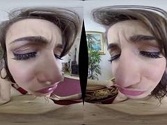 Tridimensionnel, Nana, Sucer une bite, Réalité