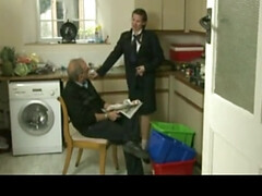 Bondage discipline sadomasochisme, Pijpbeurt, Brits, Rondborstig, Schattig, Diep in de keel, Orgasme, Tiener