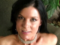 Sucer une bite, Brunette brune, Dingue, Tir de sperme, Chatte, Pute, Nénés, Mouillée