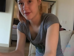 Blasen, Fussjob, Freundin, Piercing, Pov, Rasiert, Dürr, Titten