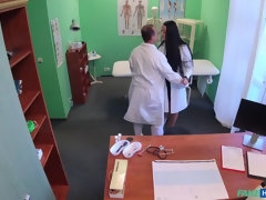 Leie, Fingern, Handjob, Lecken, Krankenschwester, Büro, Muschi, Uniform