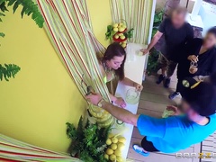 Cul, Derrière les coulisses, Brunette brune, Seins naturels, Réalité, Jouets