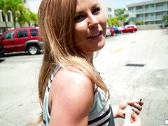 アメリカ人, フェラチオ, バック, お金, アウトドア, ハメ撮り, タトゥー, オッパイの