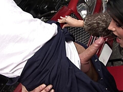 Grosse bite, Gros seins, Éjaculation interne, Femelle, Talons, Masturbation, Collant, Rasée