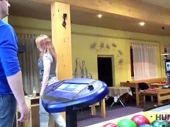 フェラチオ, チェコ, 指いじり, なめる, お金, ハメ撮り, 現実, 息子