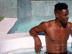 Grosse bite, Noire, Sucer une bite, Faciale, Suçant