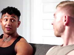 Verga grande, Mamada, Estilo perrito, Gay, Interracial, Músculo, Realidad, Montar