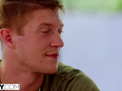 In den arsch, Braunhaarige, Frau frau mann, Klaffend, Lingerie, Zierlich, Flotter dreier, Titten