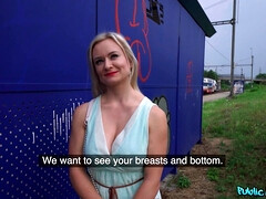 Amateur, Cul, Blonde, Sucer une bite, Tromperie, Robe, Tatouage, Train