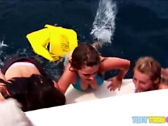 Gros seins, Hd, Orgasme, De plein air, Petite femme, Allumeuse, Adolescente, Nénés